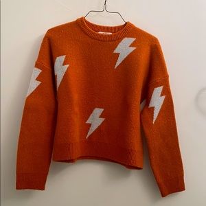 Lightening bolt short, stretchy sweater